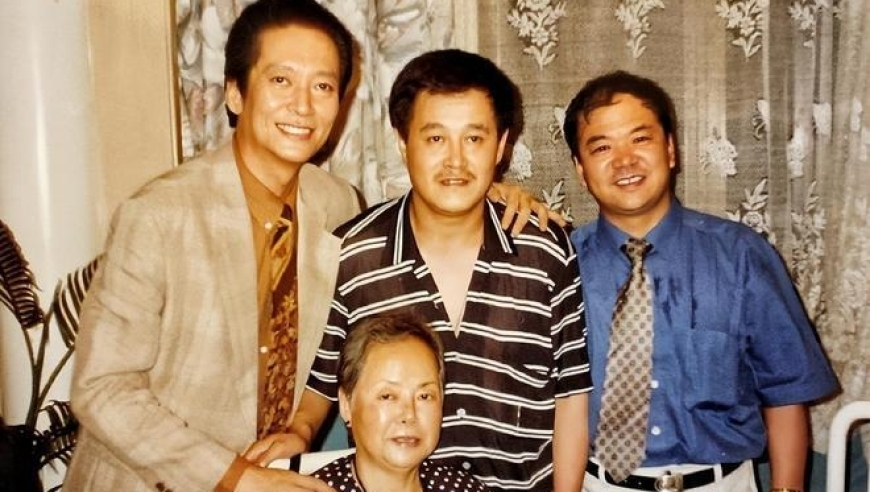 2025正版资料免费大全,男子酒后暴力袭警被刑拘,整体规划执行讲解_iosV14.26